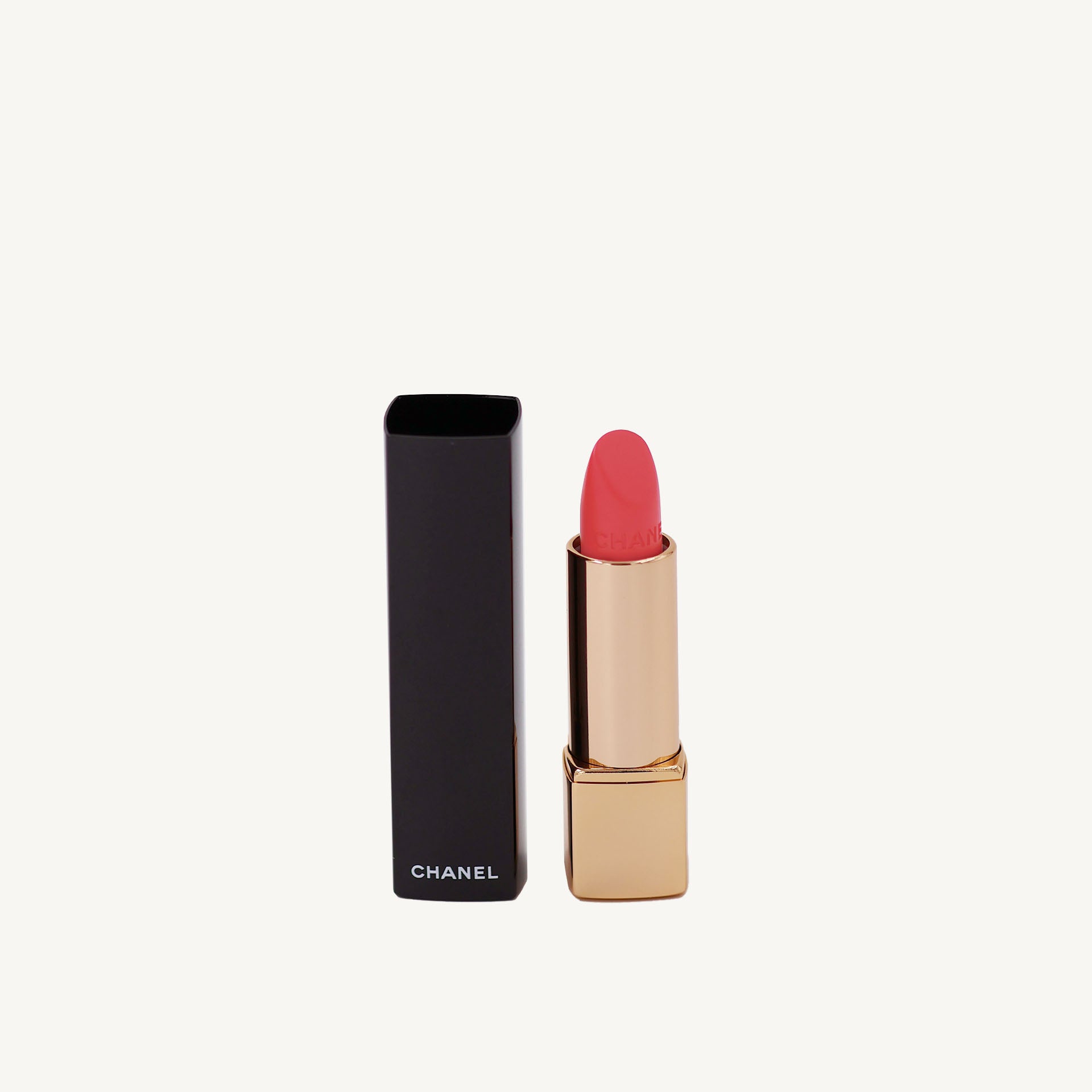 Rouge Allure Velvet Matte Lipstick 43 La Favorite