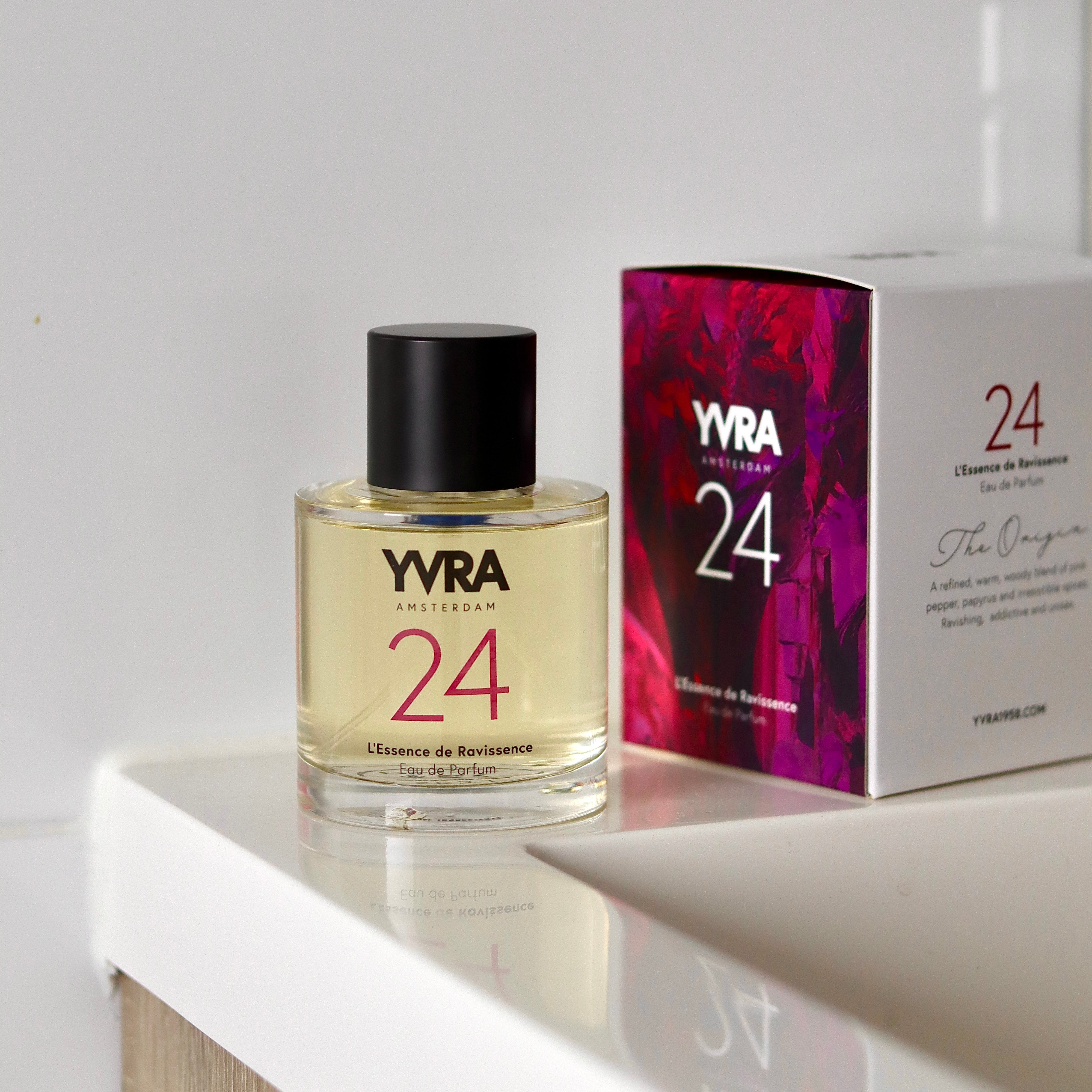 YVRA 1958 24 L'essence de Ravissence